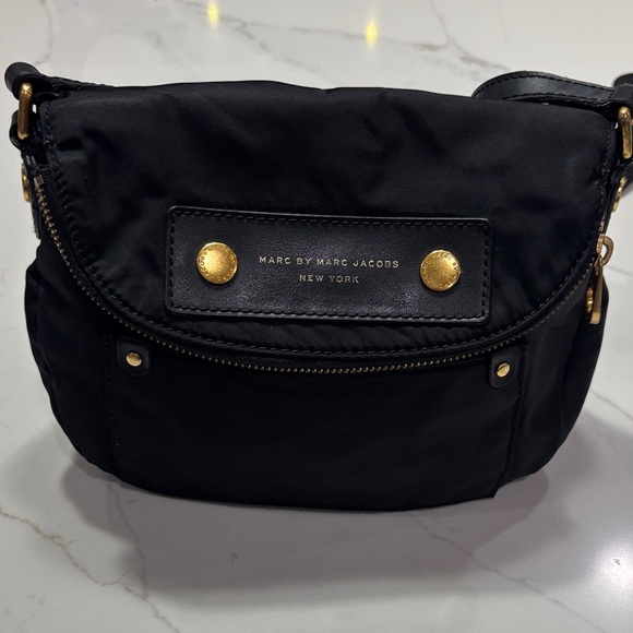 Marc Jacobs Black Nylon Crossbody with Gold Accents - Picture 3 of 17